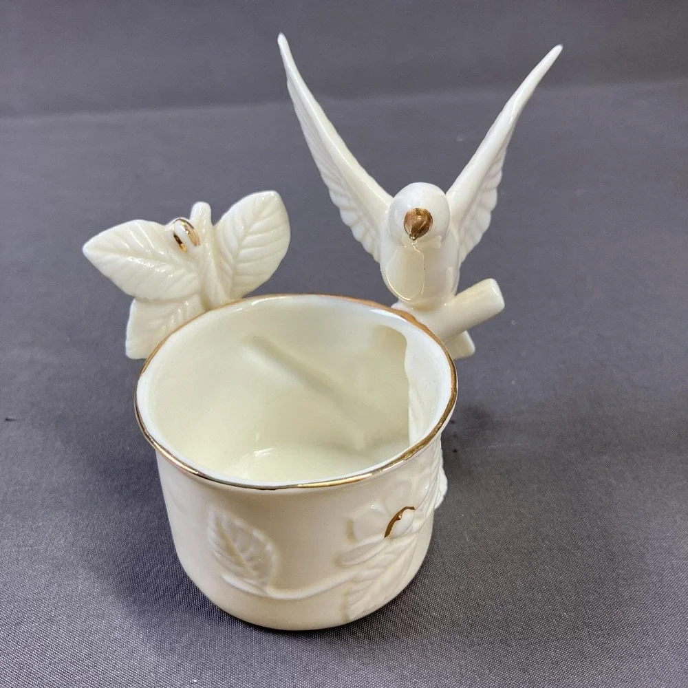 Vintage 1988 George Good Candle Holder / Hummingbird / Porcelain / White &‎ Gold